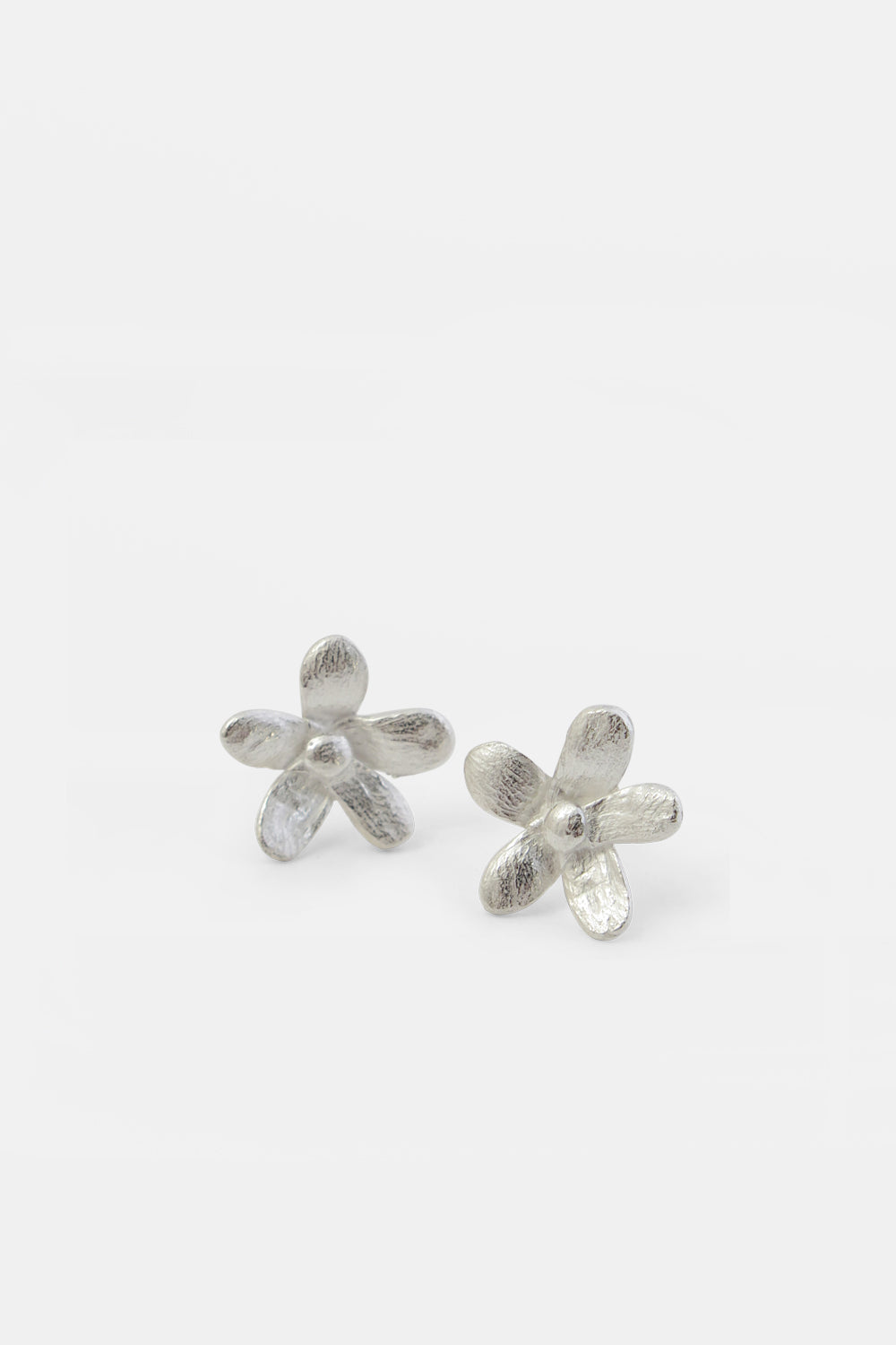 Jasmine medium earrings
