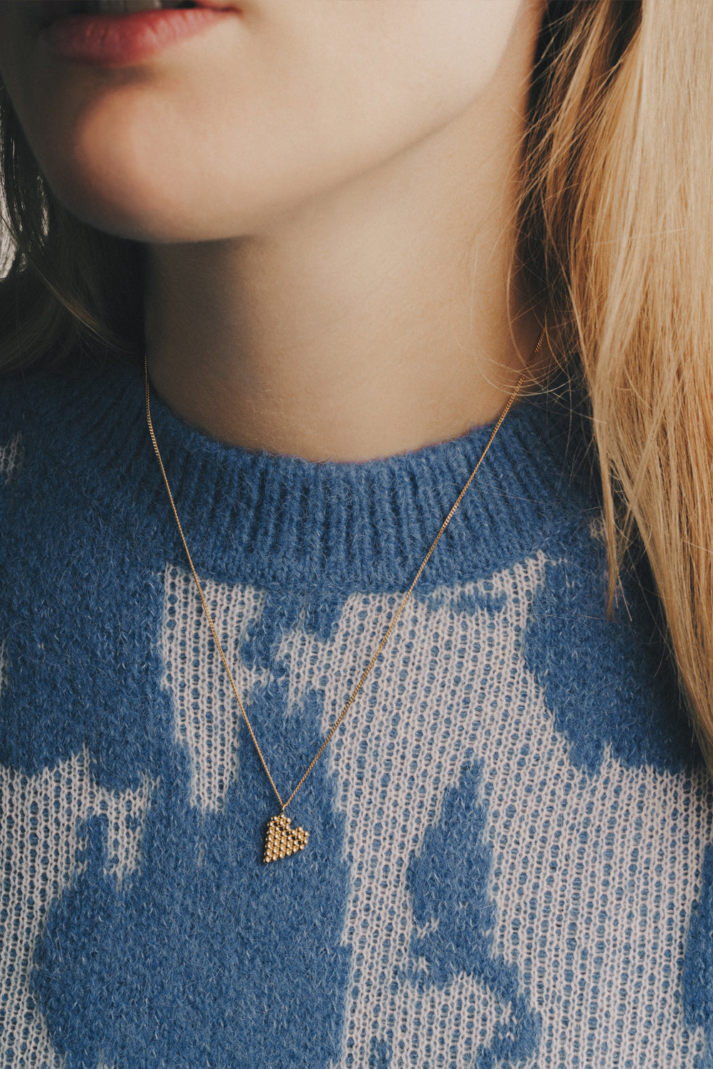 Dotted Heart Line