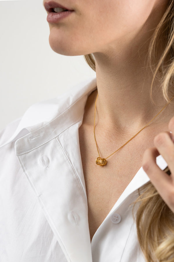 Necklace five little loops