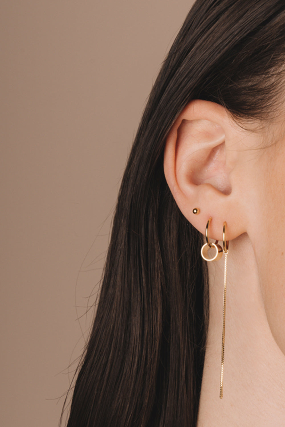 Hoop earrings with fringes