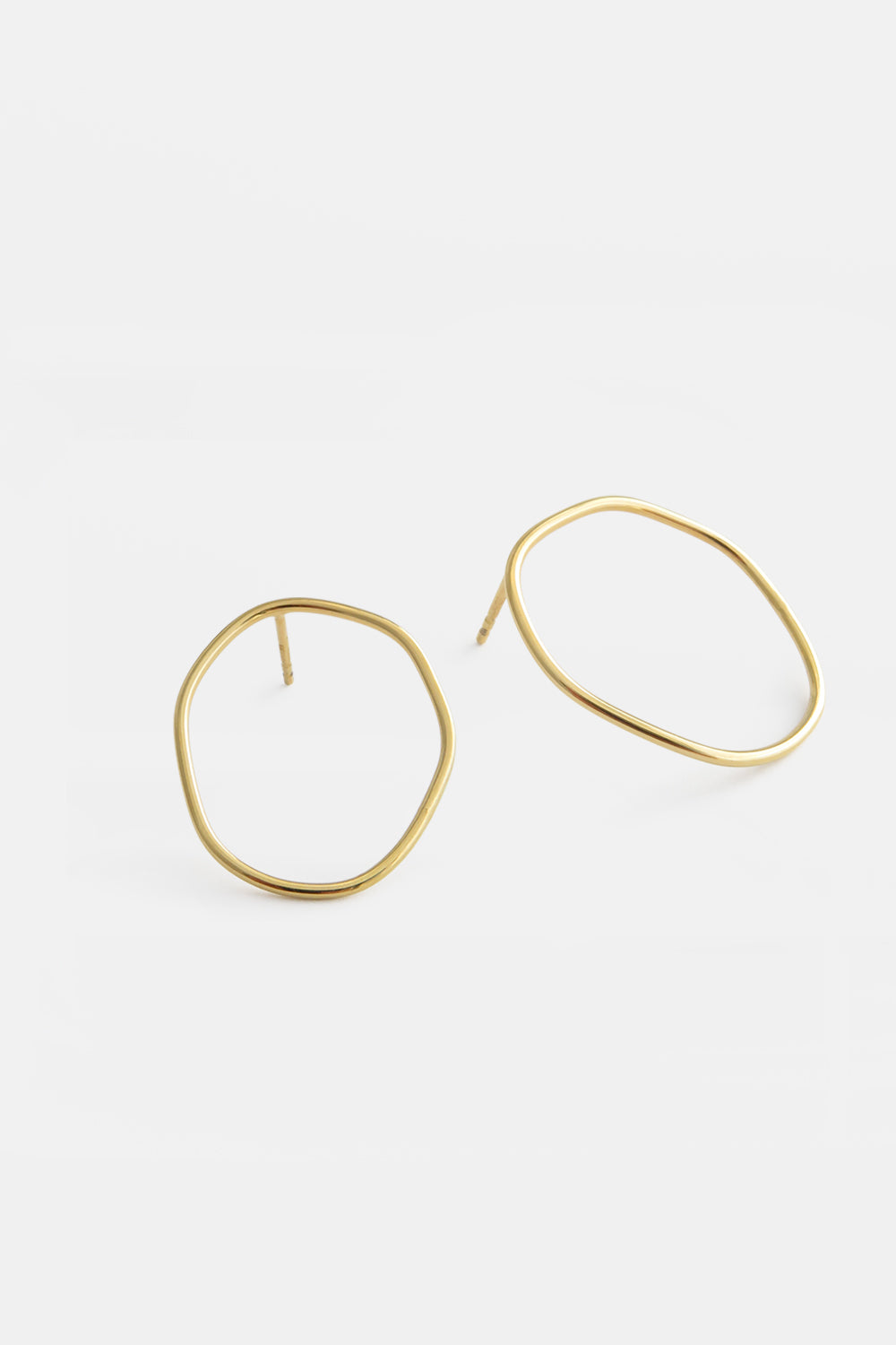 Earrings wire oval